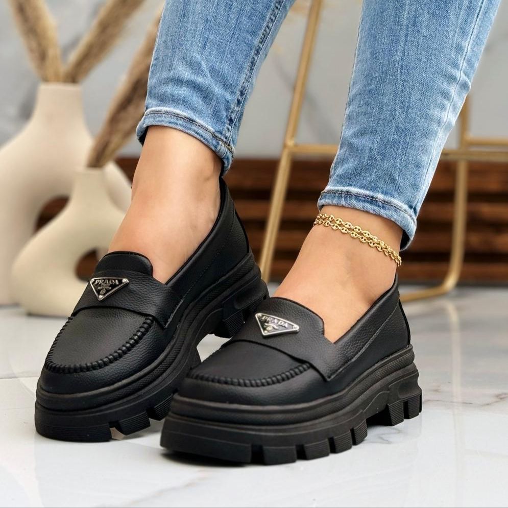 Ref: Prada