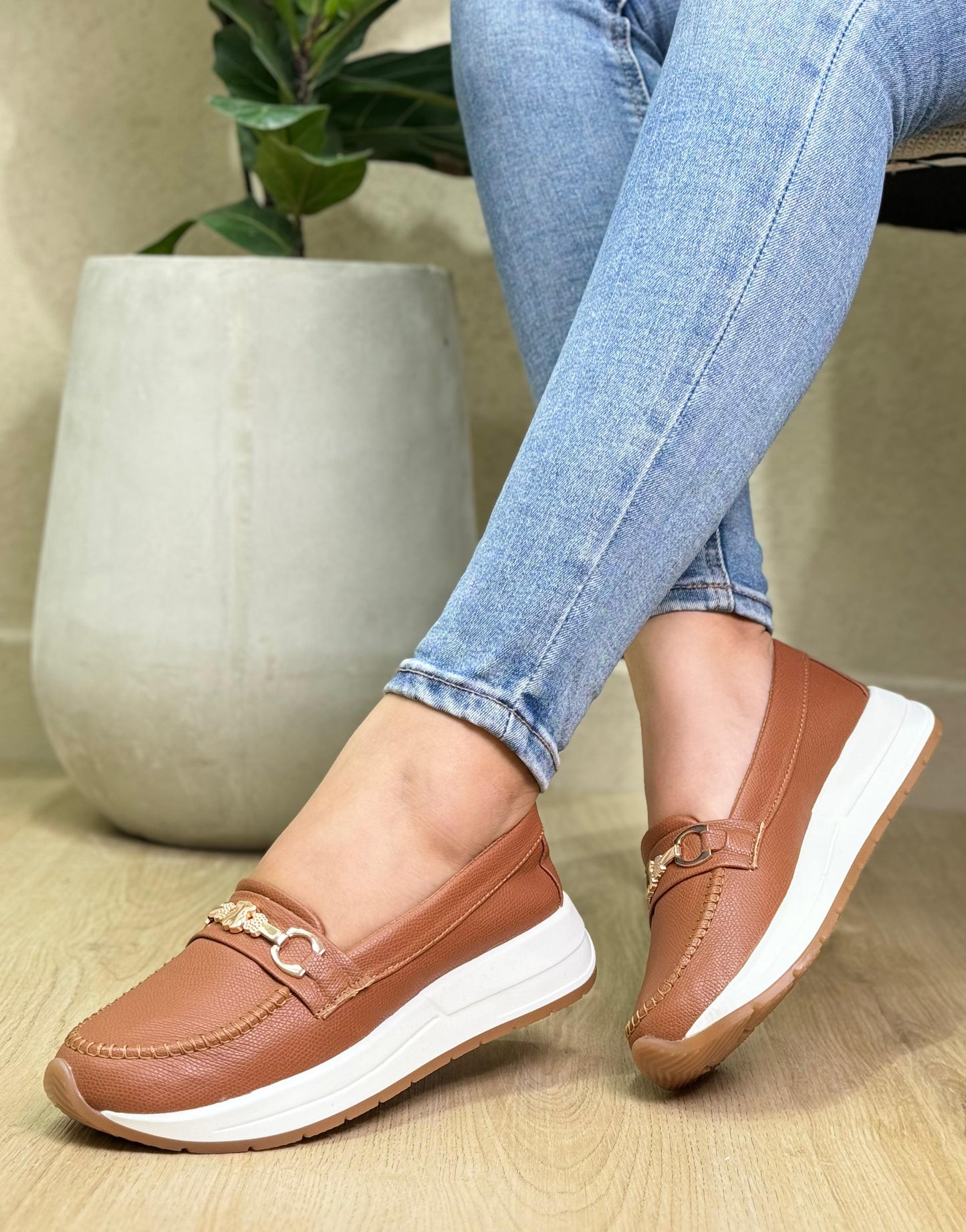 Ref:2076