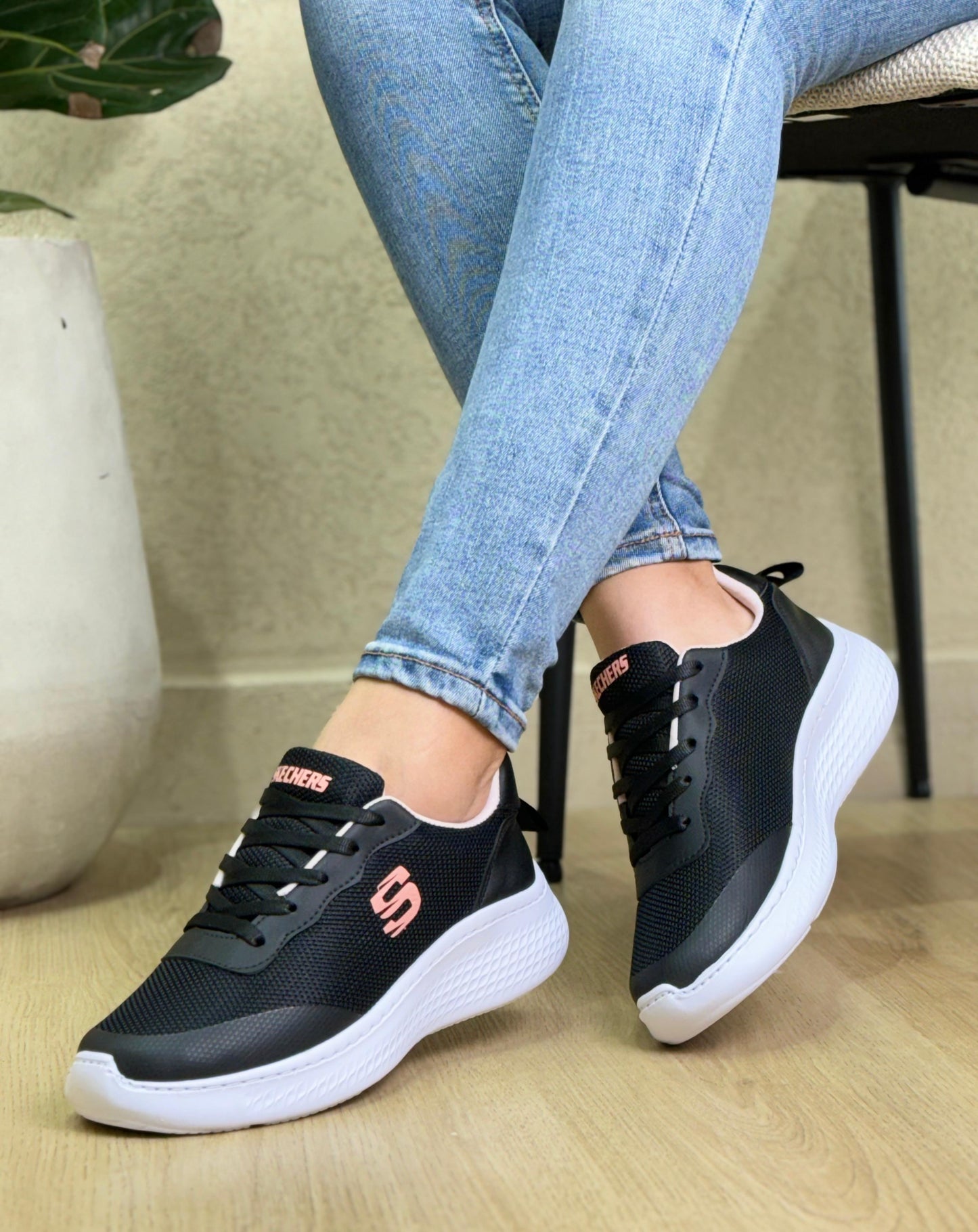 Ref: 9012