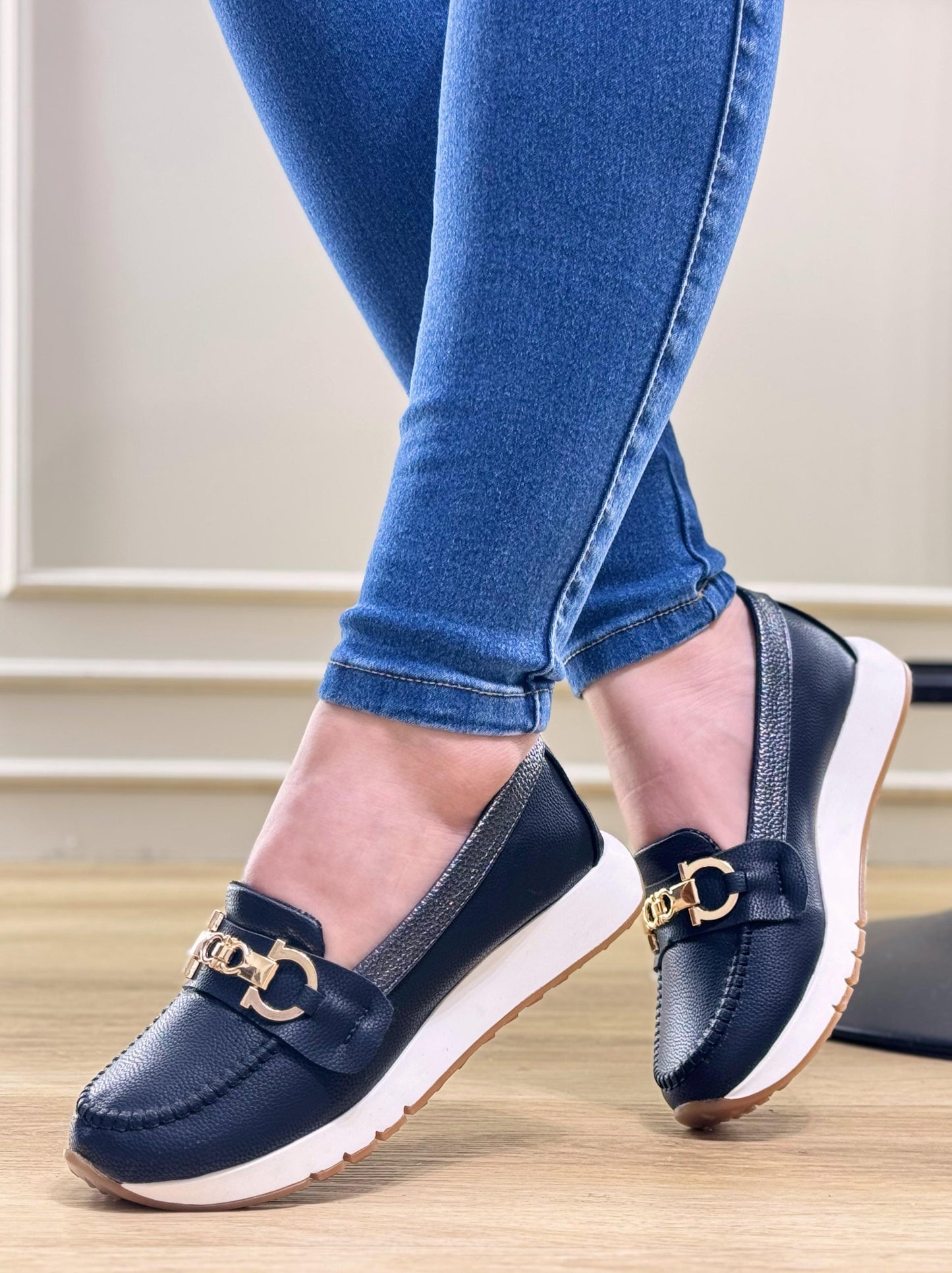 Ref: 7005